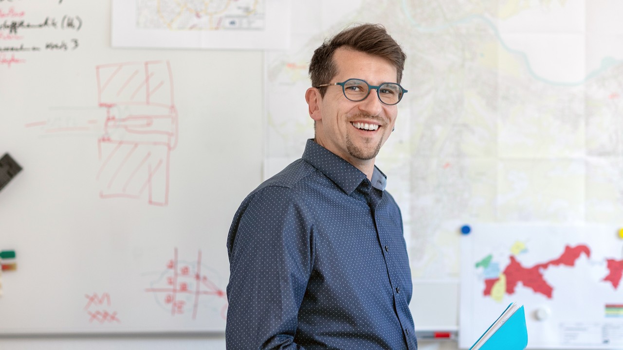 Antworten von Markus Bobbert, Technischer Assetmanager von IWB.