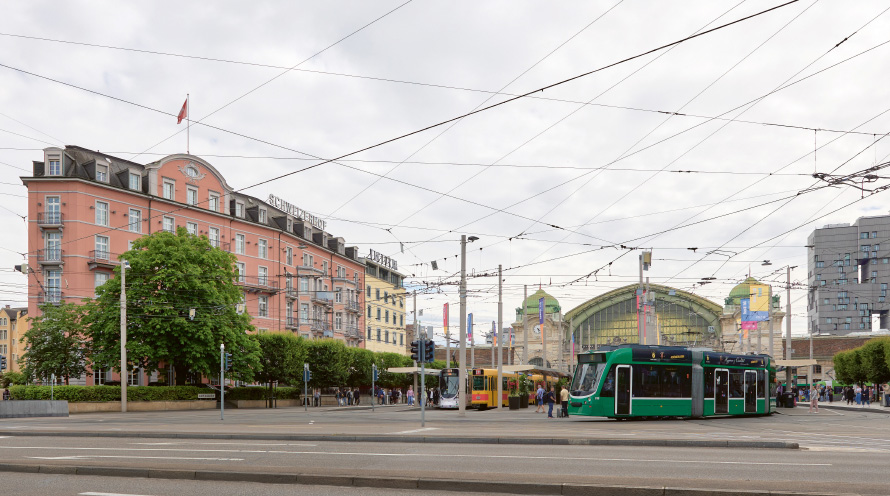 Das Hotel Schweizerhof war einst das erste Hotel am damaligen Centralbahnhof. Es hat Kohle, Gas und Öl kommen und gehen sehen.